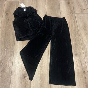 NWT Commense Plisse leisure set